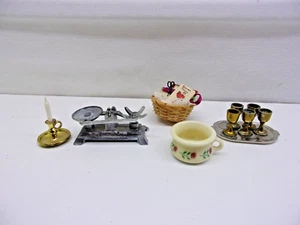 Bodo Hennig? DORA KUHN? ACCESORIOS - Casa de muñecas o casa de muñecas VINTAGE - Imagen 1 de 1