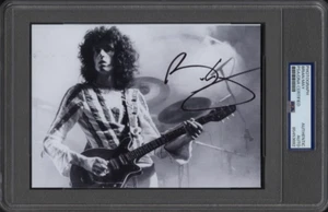 BRIAN MAY Queen Signed Autographed 5 x 7 Photo PSA - We Will Rock You - Picture 1 of 2
