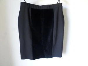 Rock von APART Fashion Gr. 40/42 schwarz edler Rock Top Zustand - Bild 1 von 6