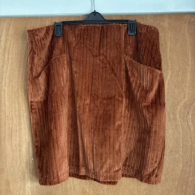 George Size 18 Brown Skirt Super Soft Feel Faux Suede Zip Up Front Pockets - Image 1 of 4