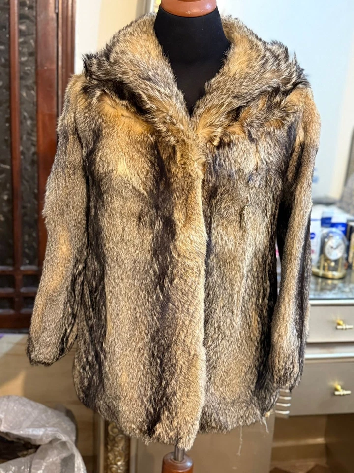 Handmade German Raccoon Fur jacket – Natural Brown – Fine Fur „Edel Pelz - Image 1 of 4