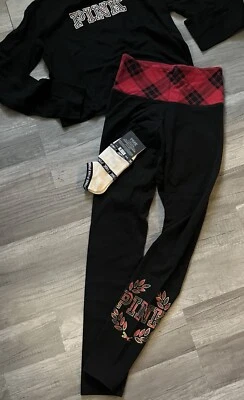 Conjunto de camiseta y leggins Victoria Secret rosa manga larga Foto 1 de 4