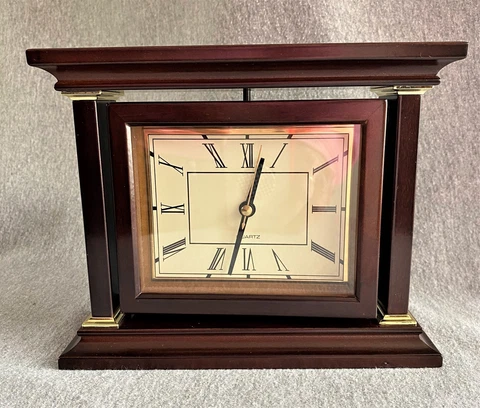 Bombay Desk Mantel Shelf Wooden Clock Picture 4¾x3¾" Frame Swivel Quartz 8x6½" Cover
