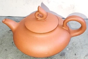 Teiera corta rossa liscia argilla viola di Zhouchengchang h6 - Foto 1 di 9