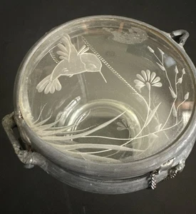 Vintage Lidded Etched Glass Jar Hummingbird & Flower Design Chain Hinge Stamped - Picture 1 of 12