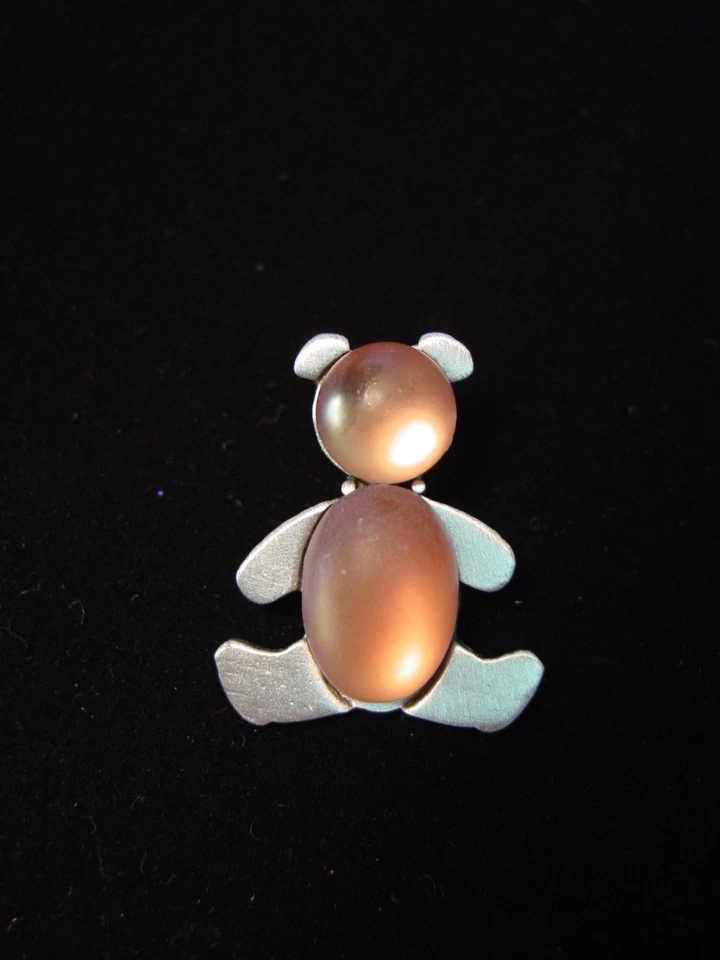 Prendedor de tachuela "JJ" Jonette Joyería Plata Estaño 'Oso Piedrado Rosa' Foto 1 de 1