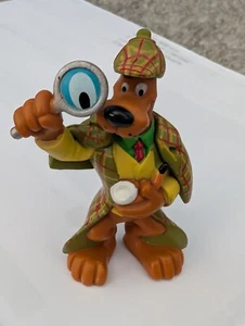 Sherlock Holmes Detective Scooby Doo Mini Toy Figure Hannah Barbera 3" / 7.5cm - Picture 1 of 6