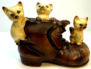 Statuina vintage LeCo Japan gattini siamesi in stivale 7207 piccola fioriera gatto - Foto 1 di 12