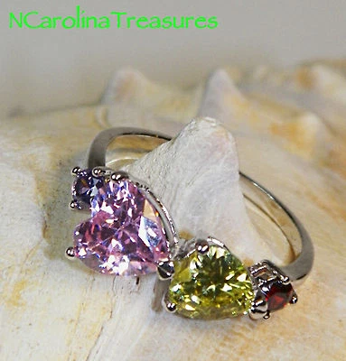 BONITO ANILLO RELLENO ORO BLANCO 9K COLOR FORMA CORAZÓN CIRCONITAS CÚBICAS TALLA 6.75 Foto 1 de 4