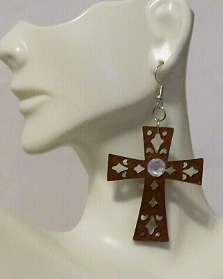 Pendientes de Madera Cruz Grande 2" Ligeros y Delicados Filigrana Gema Acentuados! Foto 1 de 3