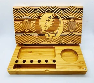 Grateful Dead Skull Láser Grabado Imán Trasero Flip Estilo Bandeja Rodante Pop Regalo - Imagen 1 de 3