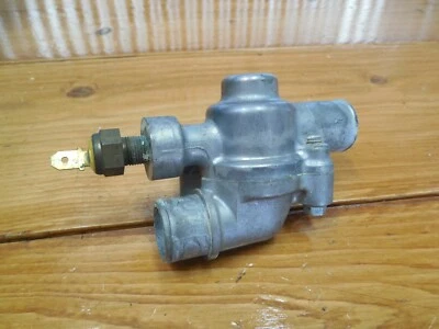 08-12 Kawasaki Ninja 250R RADIATOR COOLANT THERMOSTAT w HOUSING 16160-0119 - Image 1 of 2