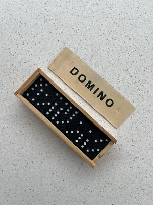 28 x Traditional Dominoes Set Wooden Box Toy Classic Game Kids Black/White Dots - Image 1 of 4