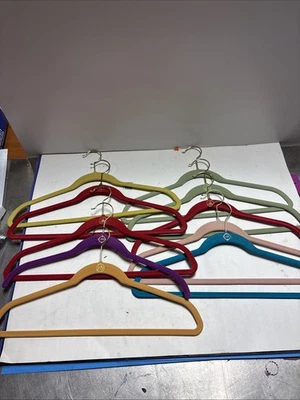 Lote de 10 cabides de armário vintage de cetim J&M - Imagem 1 de 4