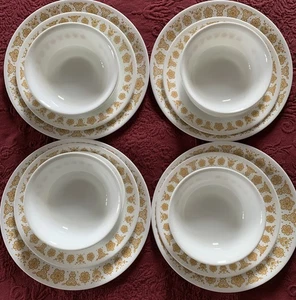 4 platos y cuencos Ea Vintage Corning Corelle Butterfly Gold cena, ensalada, platillo - Imagen 1 de 3