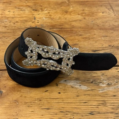 Cinturón de gamuza negro Express de colección con hebilla de estrás llamativa ropa navideña S Foto 1 de 4