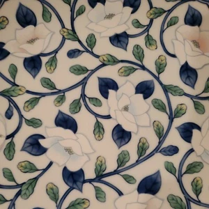 Gokusai Maebata Andrea Sadek Lotusblumen japanische Blumen Porzellan Teller blau - Bild 1 von 6