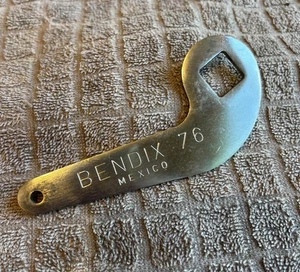 NOS BENDIX 76 REAR COASTER BRAKE ARM / MUSCLE BIKE SCHWINN HUFFY MURRAY - Picture 1 of 4