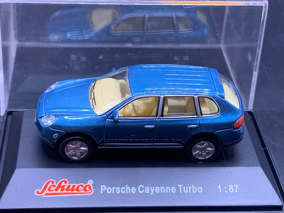 Schuco modellismo auto 1:87 H0 Porsche Cayenne Turbo blu - Immagine 1 di 1
