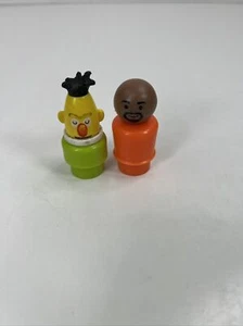 Menge 2 Vintage Fisher Price Little People Sesamstraße Gordon Bert Kunststoff - Bild 1 von 5