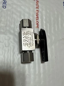 New Swagelok 1/4” Female Threaded SS-4SKPF4 Ball Valve - Picture 1 of 3