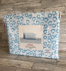 New Trina Turk White Blue Animal Print 6 Piece Queen Sheet Set Polyester - Picture 1 of 3