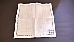 Vintage White Linen Hankies Hand Machine Embroidery - Picture 1 of 3