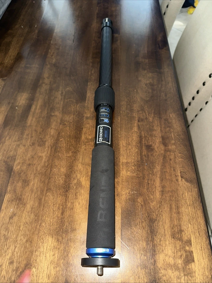 Benro MMA49C Mg Carbon Fiber Monopod - image 1 of 4