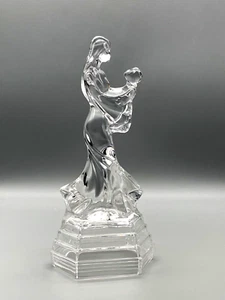 Vintage Crystal Figurine Lady/Mother With Child Made in Italy - Picture 1 of 10