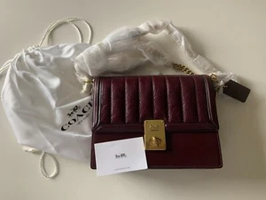 NUEVO Bolso de Hombro Coach 89066 Hutton Acolchado Cuero de Becerro ARÁNDANO $495 - Imagen 1 de 15