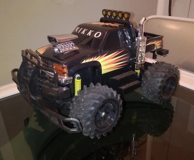 Nikko Apache грузовик черный RC Chevrolet Silverado радио пульт дистанционного управления не работает - Изображение 1 из 4