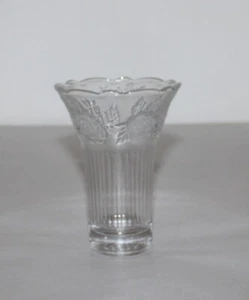 Vintage Clear Glass Bugle Shaped Bud Vase 4-3/4" Ribbed with Frosted Roses - Picture 1 of 9