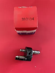 NUEVO OMC Johnson Evinrude CONECTOR DE COMBUSTIBLE 393334 376154 - Imagen 1 de 3