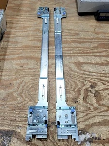 Pair of 2* Dell APCIS CW580 JT706 server rails - Picture 1 of 3