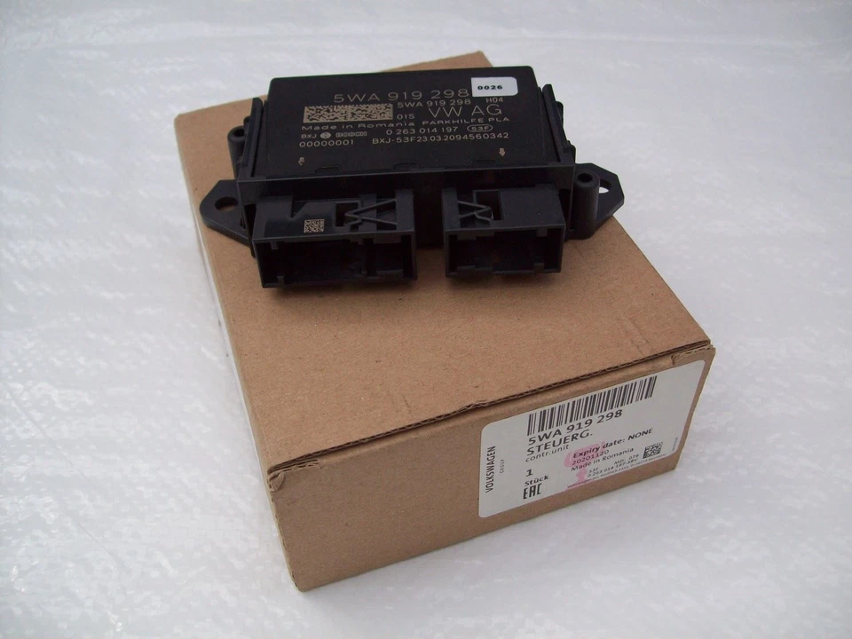 VW Golf CD Control Unit For Park Steering Assist 5WA919298 2020 onward - Image 1 of 4
