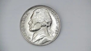 1963 P Jefferson Nickel Uncirculated BU From Mint Set **FREE SHIPPING** - Picture 1 of 2