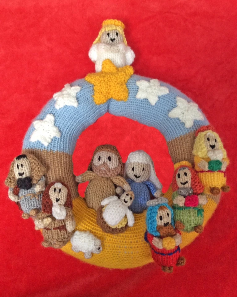 KNITTING PATTERN - Christmas Nativity Wreath Hanging Decoration 22 cms