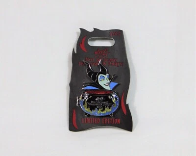 Prendedor con bisagras 3D Maléfica Disney 2017 Mickey Halloween Party LE 5400 NUEVO RARO Foto 1 de 2