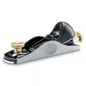 New Stanley 1-12-020 160mm x 40mm #9-1/2 Fully Adjustable Block Plane with Pouch - Picture 1 of 1
