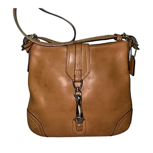 Borsa a tracolla vintage Coach in pelle fibbia a tracolla in marrone britannico 8A68 - Foto 1 di 14