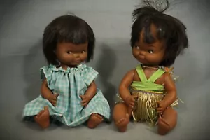 2 Cute vintage little girl Black Baby Dolls 9" posable vinyl head Jean Pierre - Picture 1 of 4