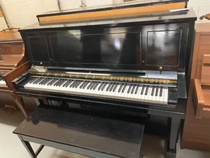 STEINWAY 45 UPRIGHT PIANO - PRISTINE - Picture 1 of 9