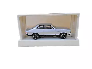 TRAX TR33B 1971 Holden LC Torana GTR XU1 BARODA SILVER LIMITED EDITION Model - Picture 1 of 3