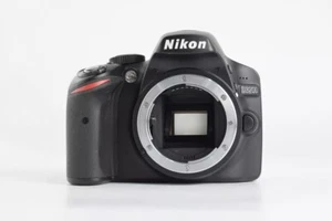 MINT Nikon D3200 SLR Digital Camera - Picture 1 of 6