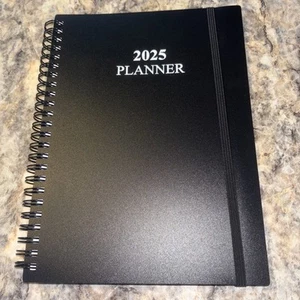 Planer 2025 schwarz - Wochen- & Monatsplaner läuft Januar 2025 - Dezember - Bild 1 von 6