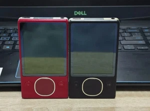 Reproductor multimedia digital Microsoft Zune 80/128 GB negro modelo 1376 (para piezas/reparación) - Imagen 1 de 8