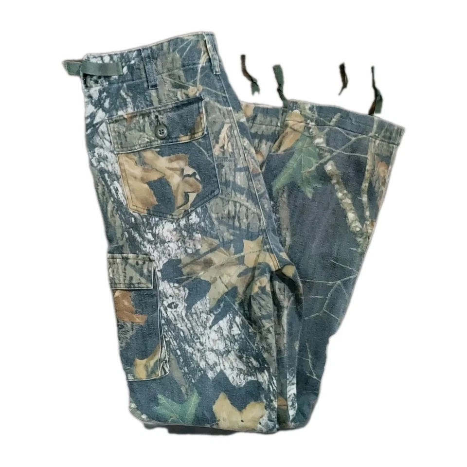 Camo Cargo Pants 30 x 30 Youth Size 18 Cabelas Kids Realtree Camouflage  - Image 1 of 4