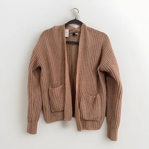 American Eagle Damen Gr. XS Oversize Strickjacke mit Taschen super kuschelig weich - Bild 1 von 6