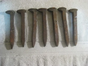 Lot of 7 High Carbon Railroad Spikes, Blacksmith, Knife, Forge Free delivery - Picture 1 of 8