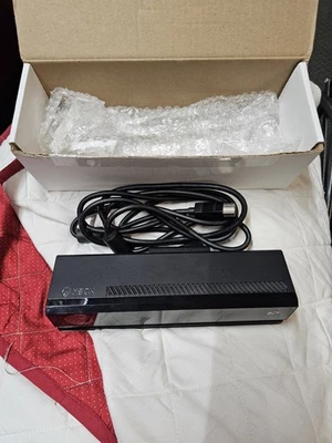 Barra de sensor Microsoft Xbox One Connect modelo X0022z04xf - Imagem 1 de 4